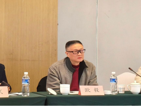 學(xué)會(huì)參訪協(xié)會(huì)、研究院、企業(yè)，共探合作發(fā)展新路徑