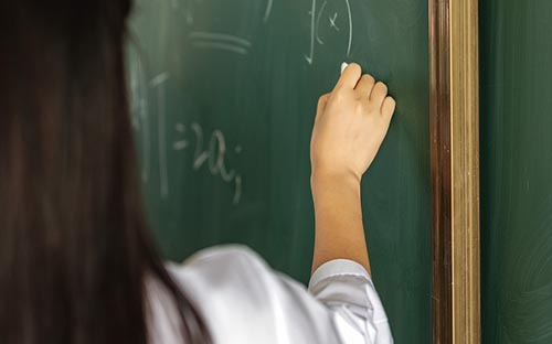 成人高考證書可以參加工作嗎？