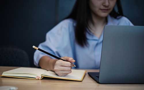 貴州成人高考錄取率是多少？最低錄取分數(shù)線是多少？