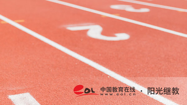 大理報考成人高考在哪里報名？需要準(zhǔn)備哪些材料？