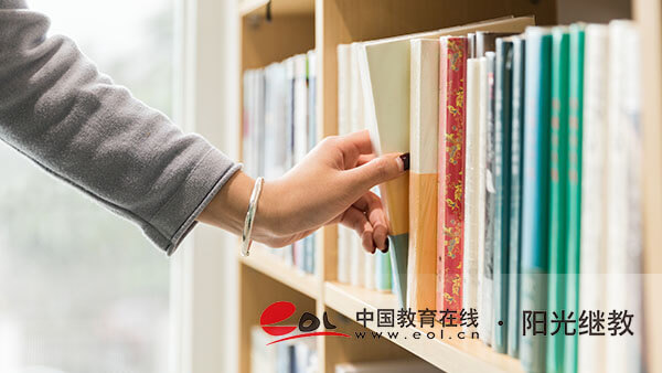 西藏參加成人高考在哪里報(bào)名？考試科目有哪些？