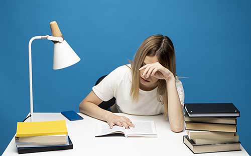 初中學歷怎么提升自己？自學考試怎么學比較好？