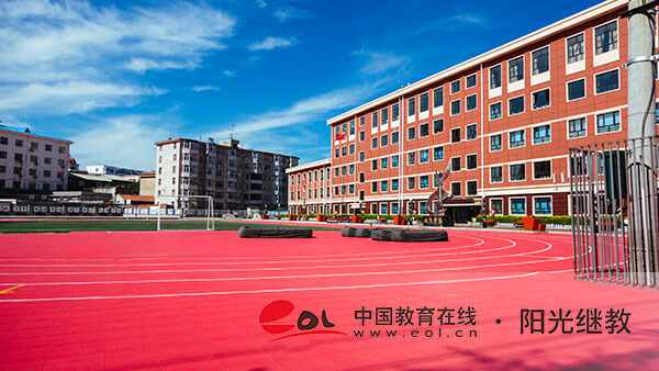 深圳龍華區(qū)成人高考在哪里報(bào)名？需要什么條件？