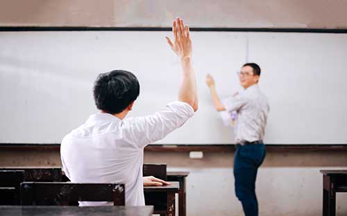 上海市世界外國(guó)語(yǔ)國(guó)際高中怎么樣，好不好