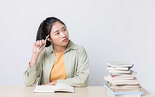 為什么說大學(xué)期間越早備考GMAT越好？