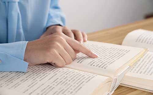 英國留學(xué)設(shè)計(jì)專業(yè)哪個(gè)學(xué)校好，有什么推薦