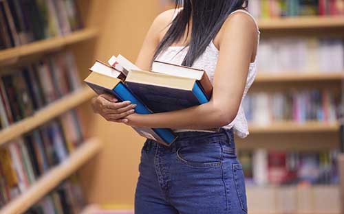 英國好的電影大學(xué)有哪些，留學(xué)院校推薦
