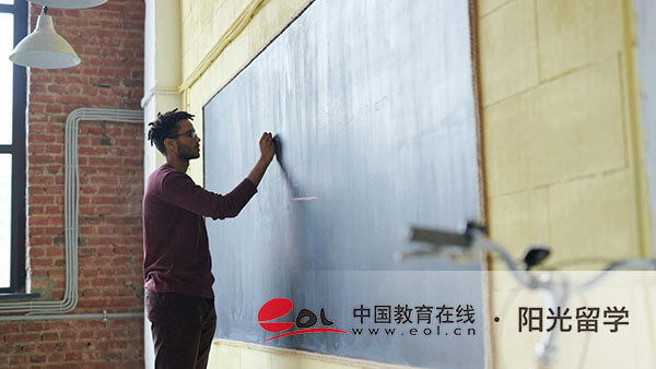 日本工業(yè)設(shè)計(jì)專業(yè)本科留學(xué)錄取條件是什么