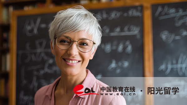 愛爾蘭藝術(shù)管理專業(yè)本科留學(xué)費(fèi)用多少錢